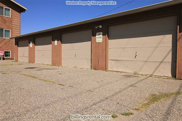 2316 Alderson Ave — Photo 5