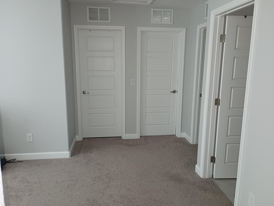 2nd image of 3625 Tripoli Cove Ave