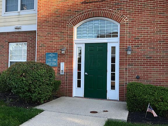 2nd image of 7706 Essex Gate Dr S