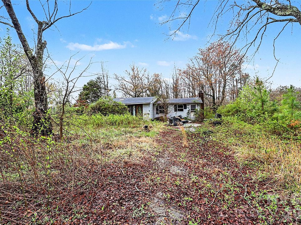 1st image of 220 Hope Hill Rd
