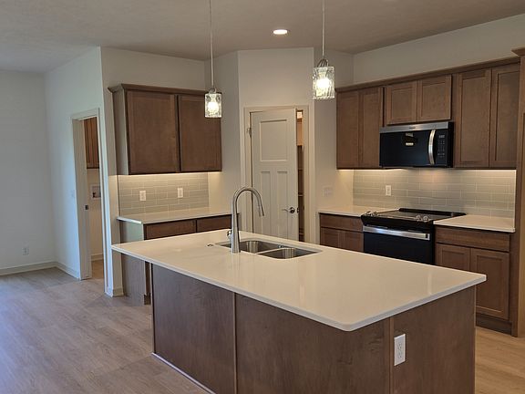 2nd image of 8101 Kallum Dr