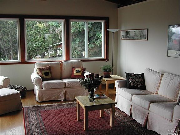 4th image of 120 Camino De Herrera