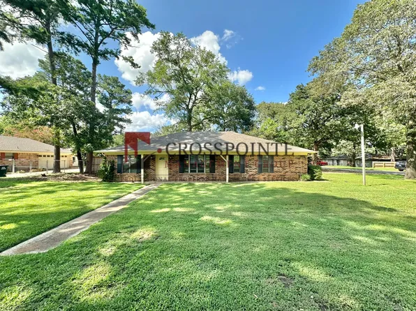 2448 Holly Ln, Flint, TX 75762