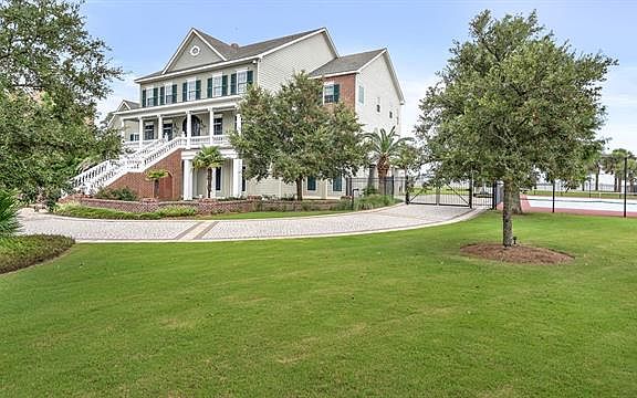 2nd image of 131 Northlake Dr