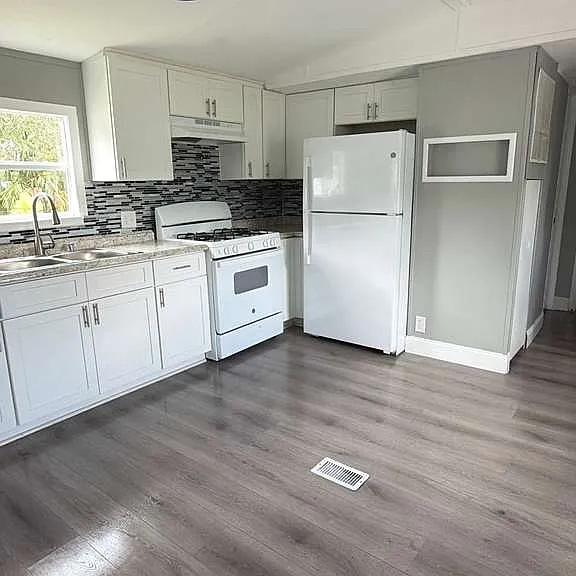115 Sago Cir — Photo 3