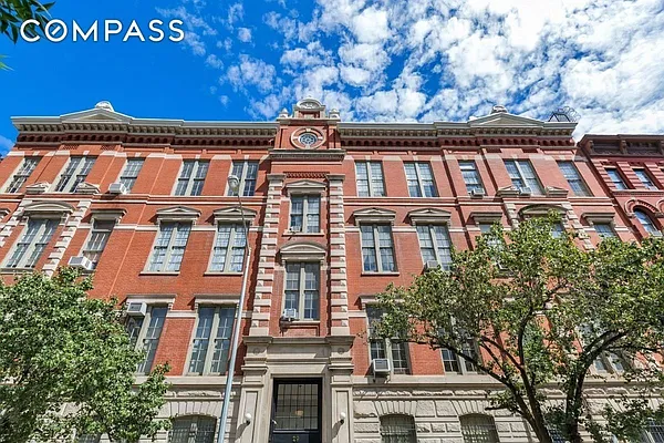 Rented by Compass | media 27