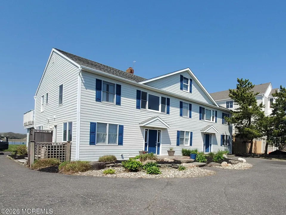 754 Ocean Ave #2