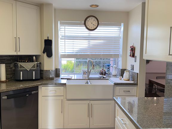 3rd image of 12090 Calle De Montana Unit 254