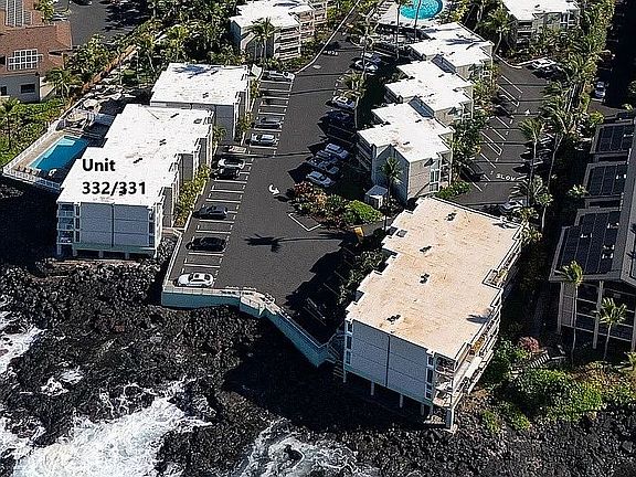 2nd image of 75-6016 Alii Dr #332-331