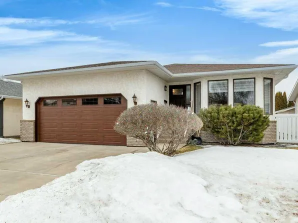 7 N Elder St, Red Deer, AB T4R 2C7