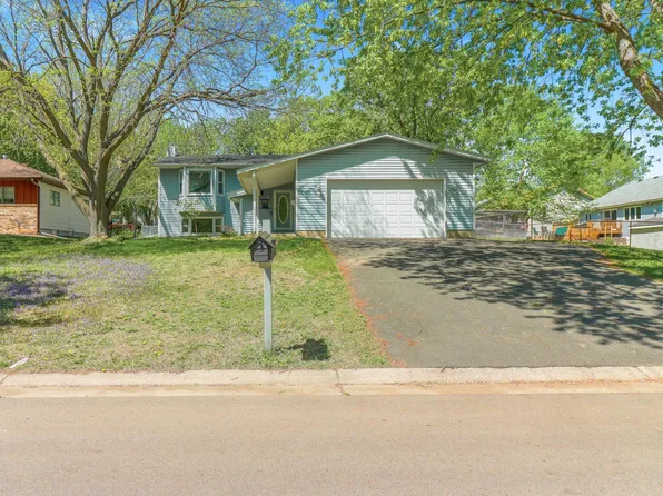 2515 Belmont Ln E, North Saint Paul, MN 55109