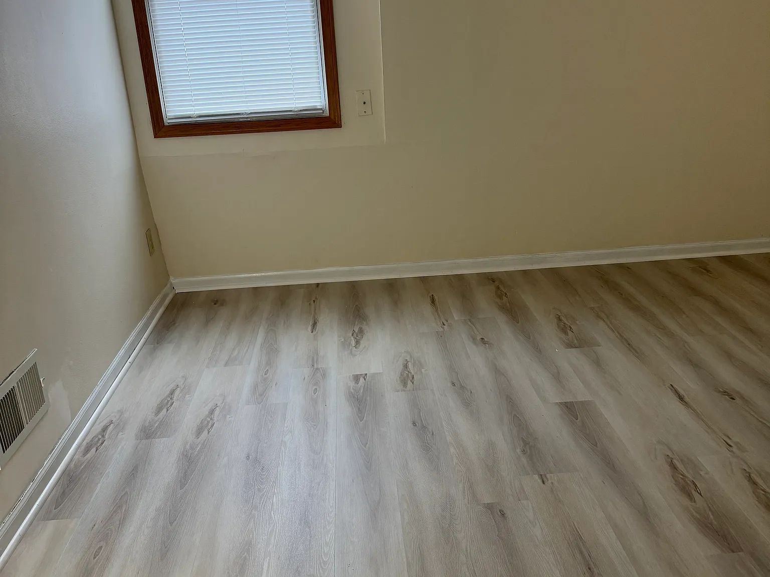 3 bed, 1124 sqft, $1,435 — Photo 4