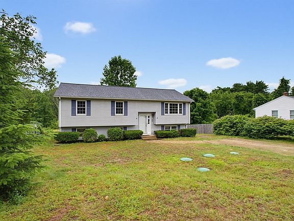 2nd image of 290 Bemis Rd
