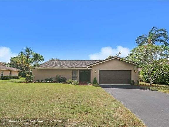 4th image of 8824 NW 3rd Ct