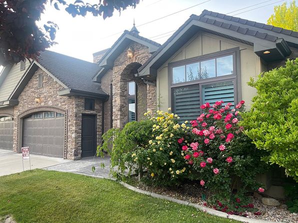 839 Penni Ln