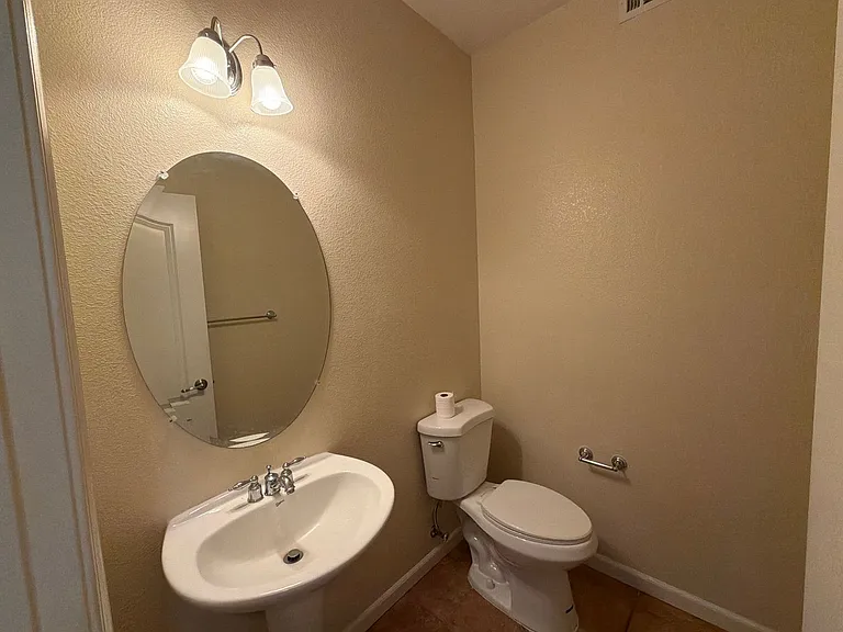 1866 White Sands St — Photo 5