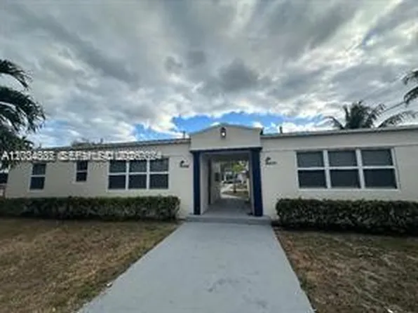 1956 Lincoln St, Hollywood, FL