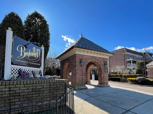 208-06 Robert Road #1672, Bayside, NY 11360