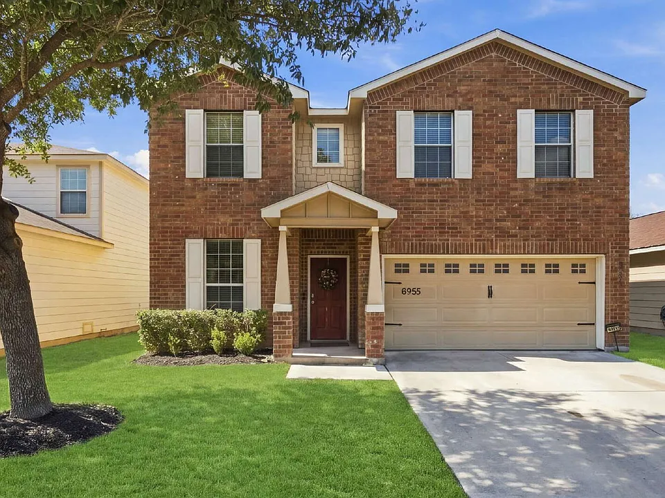 8955 Oakwood Park