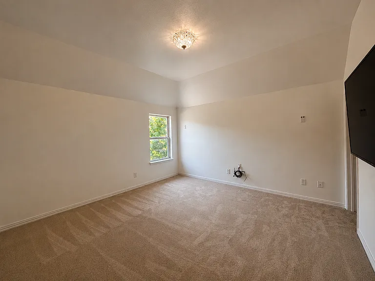 1901 Oakston Dr — Photo 25