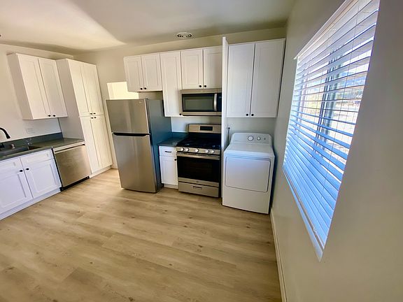 4th image of 6319 Tamarisk Ave