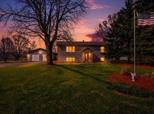 7481 State St, Clear Lake, MN 55319