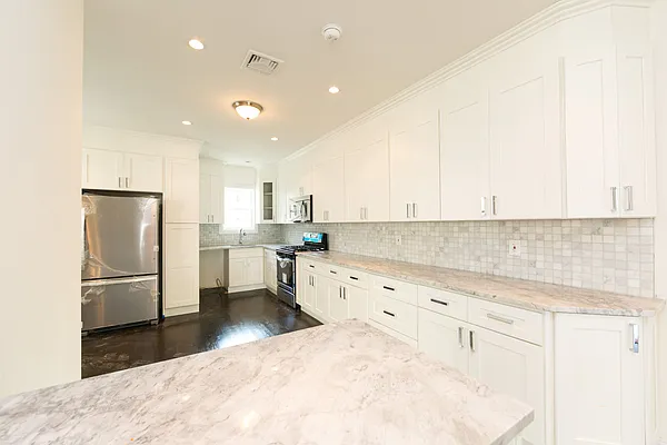 Sold by Keystone Realty USA Corp | media 3