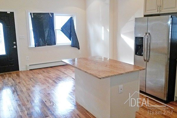 2nd image of 369 Jerome St #2