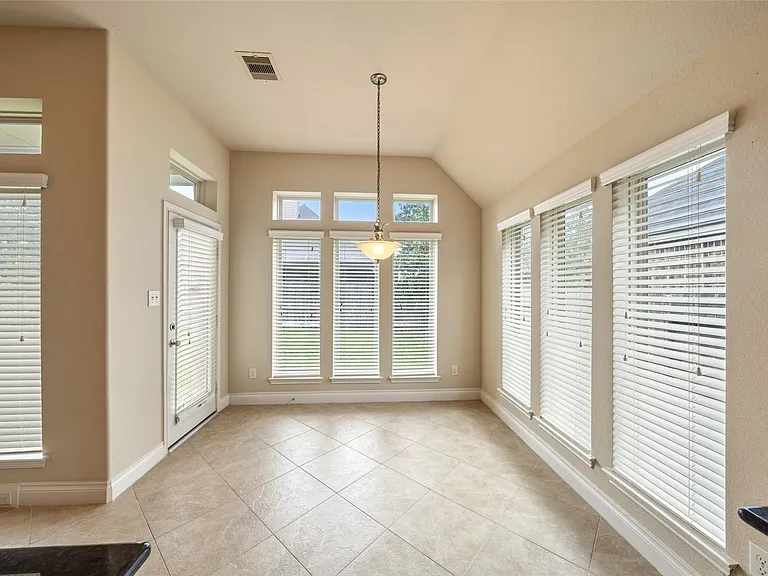 29022 Crested Butte Dr — Photo 9
