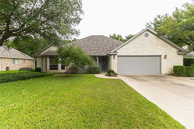 1st image of 3005 Parker Dr