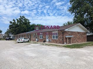 811 S Clark Ave #6, Bolivar, MO 65613