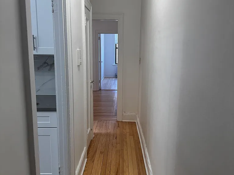 21-43 29th St #2D — Photo 6