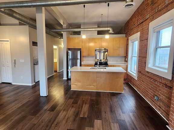 4th image of 5734 Woodward Ave #5750-06