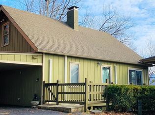 561 Deals Gap Rd, Robbinsville, NC 28771