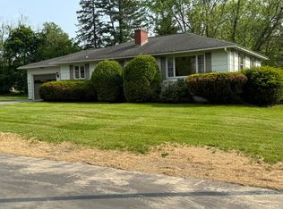 29 Birchwood Blvd, Brewer, ME 04412