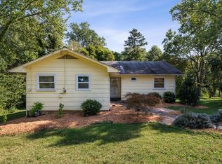 175 Outer Dr, Oak Ridge, TN 37830