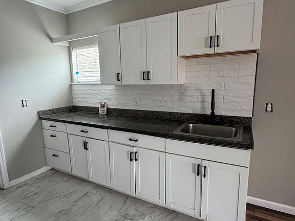 4th image of 1309 S 1st St