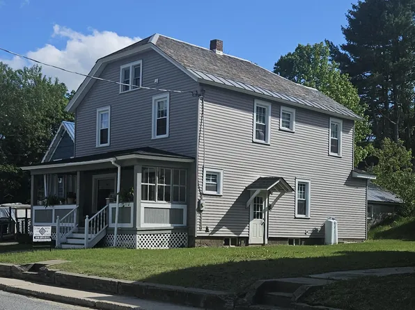 5 Circle Avenue, North Creek, NY 12853