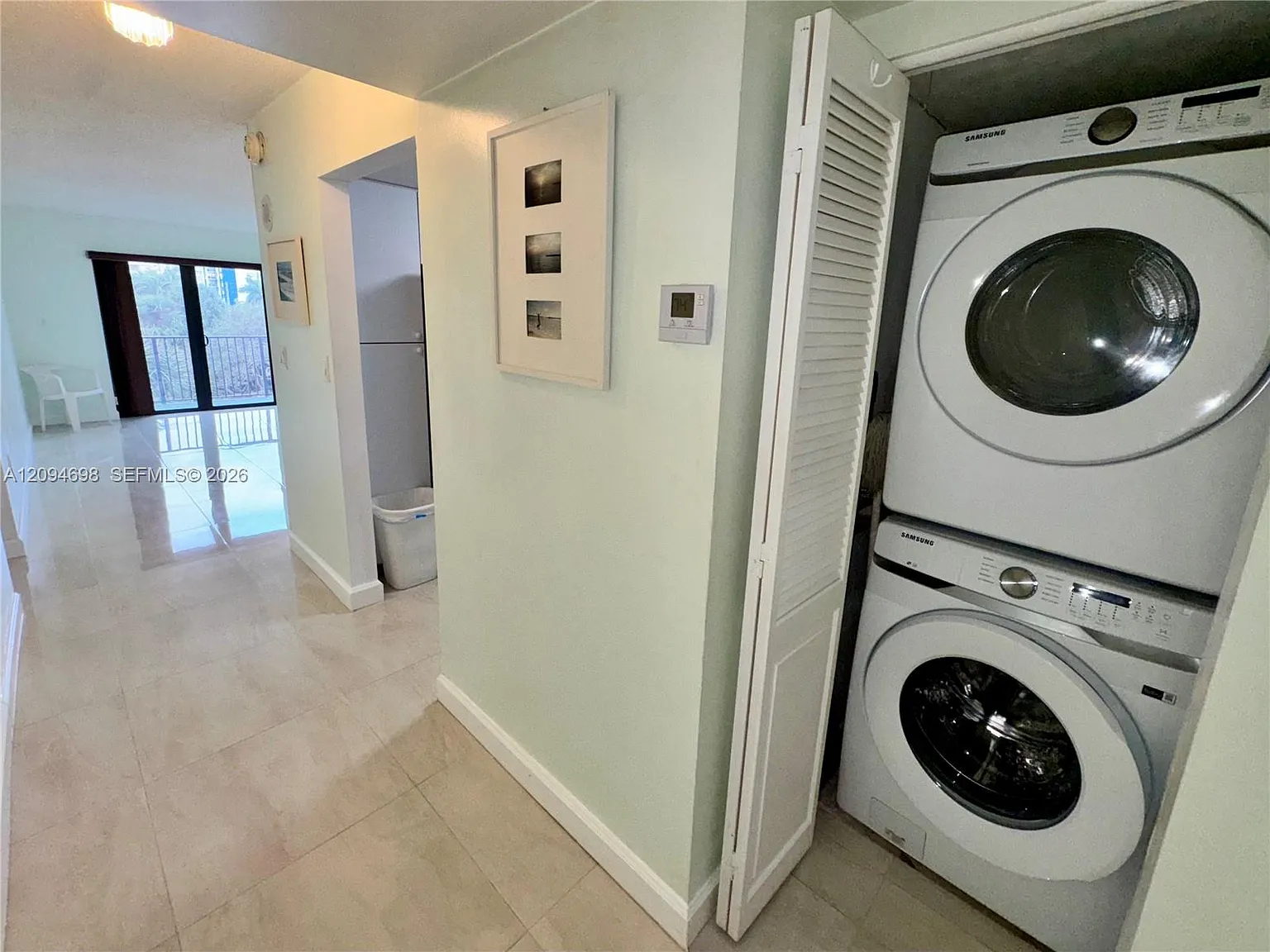 Summit Condo — Photo 3