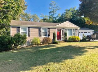 24 Tanglewood Dr, West Warwick, RI 02893