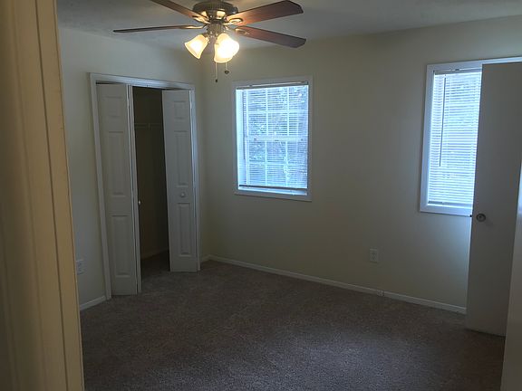 2nd image of 2316 Highpoint Rd SW