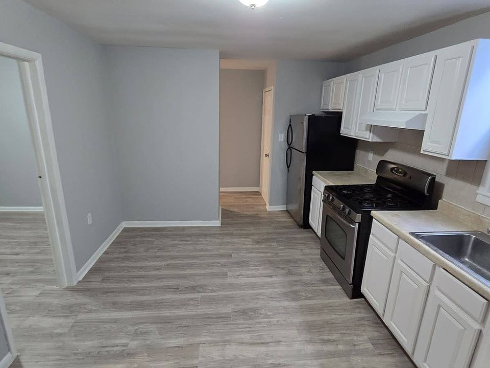 1st image of 161 Court St #1L