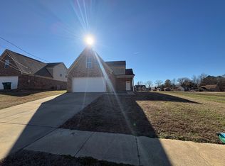 205 Red Cedar Cv, Munford, TN 38058