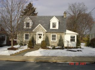 117 N Roberts Ave, New Holland, PA 17557