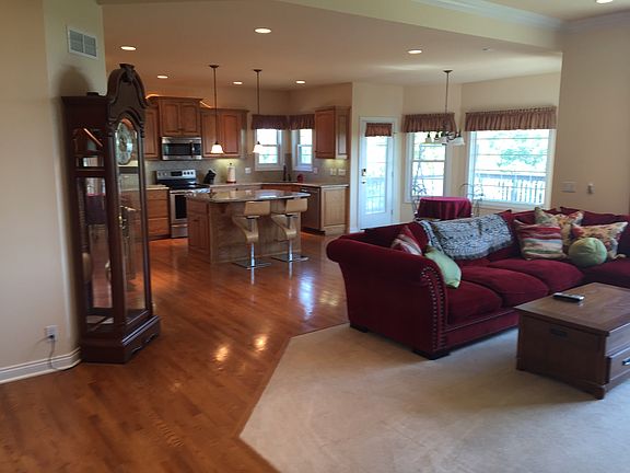 4th image of 7722 Hidden Valley Dr