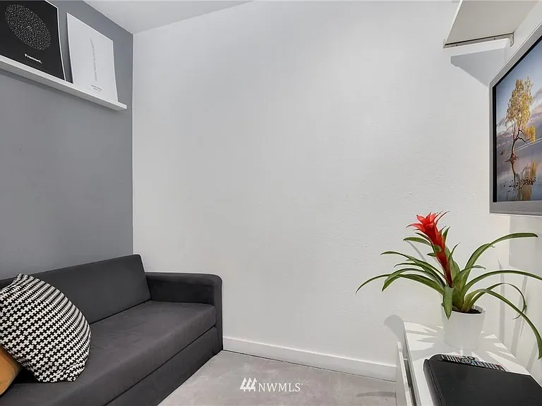 1420 E Pine St #LW5 — Photo 15