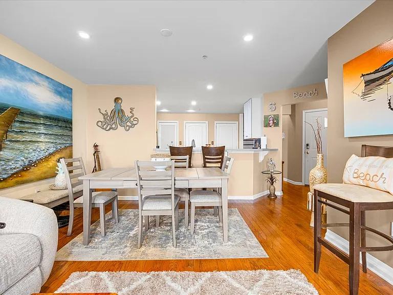 61 Dockside Dr #61 — Photo 4