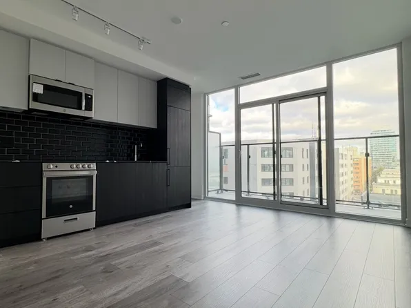 285 Dufferin St, Toronto, ON