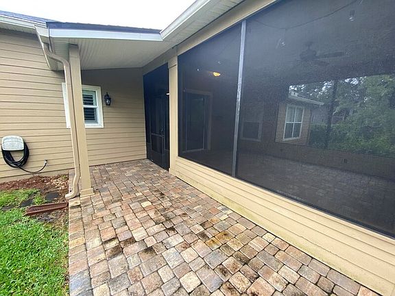 5th image of 3560 Avalon Cove Dr E