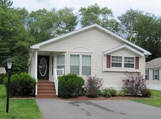 29 Maries Way, Raynham, MA 02767